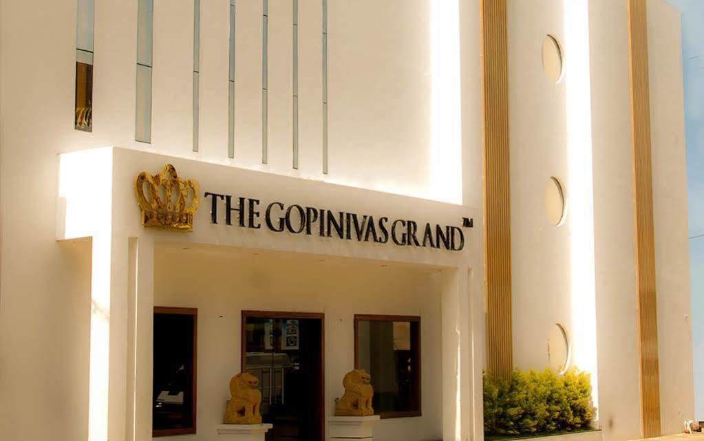 The Gopinivas Grand Hotel Канякумари Екстериор снимка